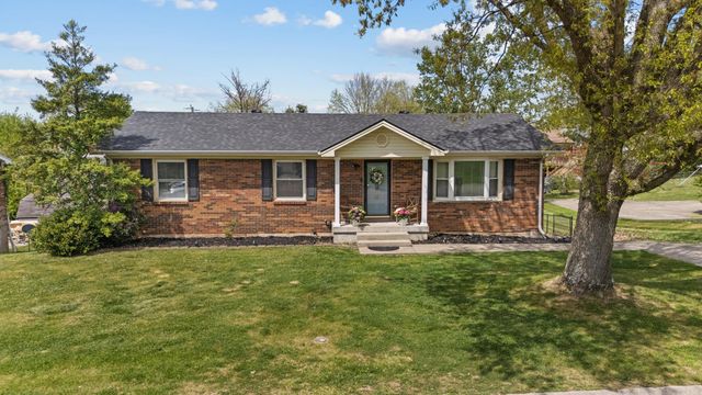 28 Churchill Drive, Winchester, KY 40391