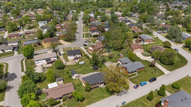 28 Churchill Drive, Winchester, KY 40391
