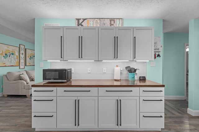 28 Churchill Drive, Winchester, KY 40391