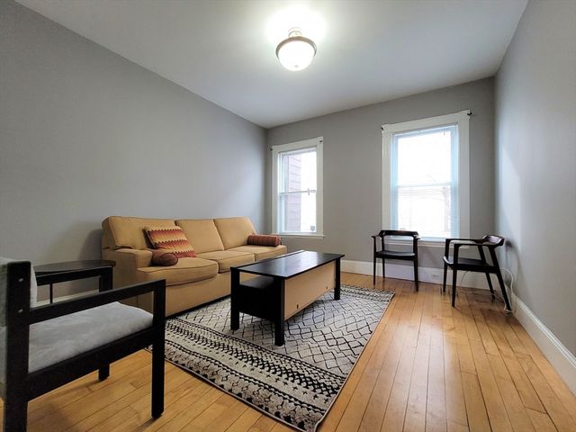 25 Martin St 1, Medford, MA 02155