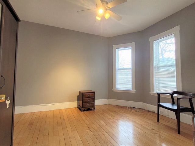 25 Martin St 1, Medford, MA 02155