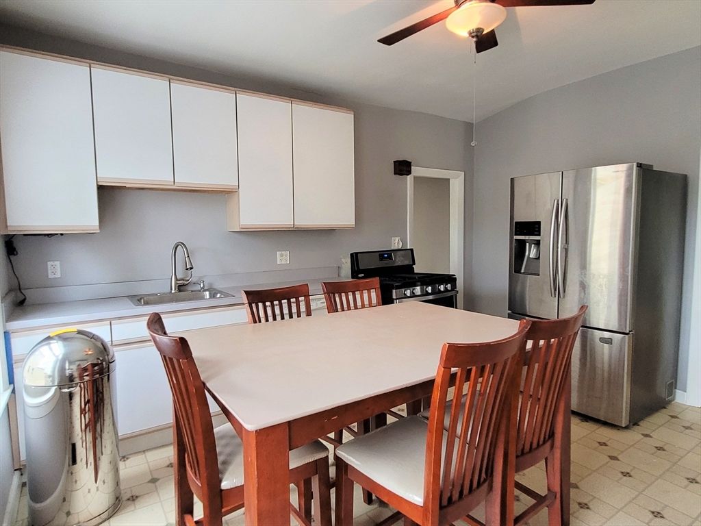 25 Martin St 1, Medford, MA 02155