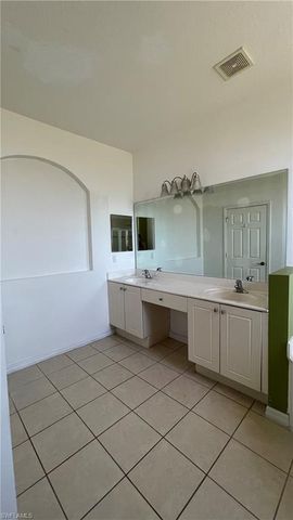 7385 Bristol CIR, Naples, FL 34120