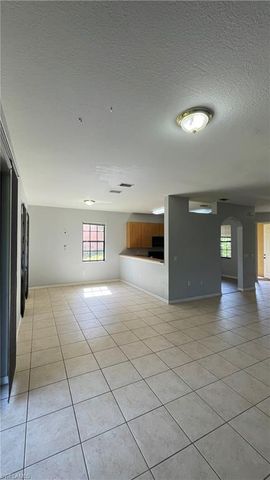 7385 Bristol CIR, Naples, FL 34120