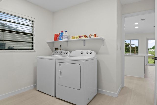 2703 LANCASTER DRIVE, Sun City Center, FL 33573