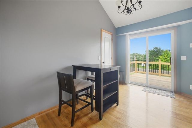 11131 N Lewis Avenue, Kansas City, MO 64157