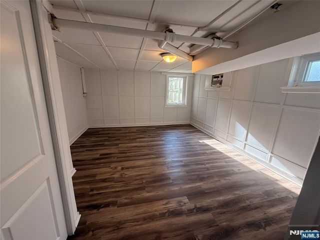 17 Westview Terrace, Teaneck, NJ 07666