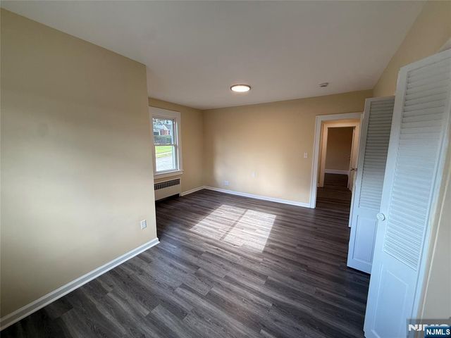 17 Westview Terrace, Teaneck, NJ 07666