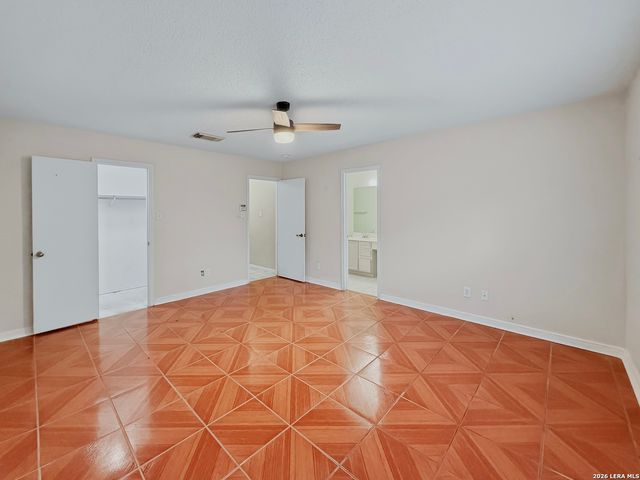 10311 Fork Creek, San Antonio, TX 78245