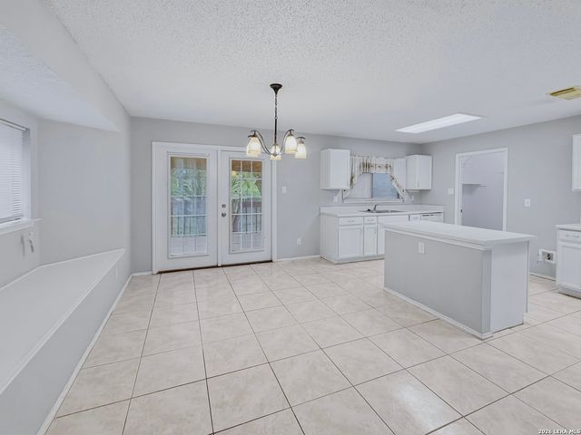 10311 Fork Creek, San Antonio, TX 78245