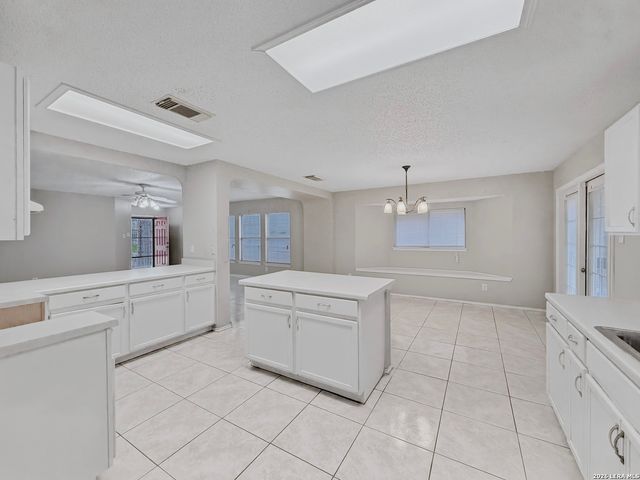 10311 Fork Creek, San Antonio, TX 78245