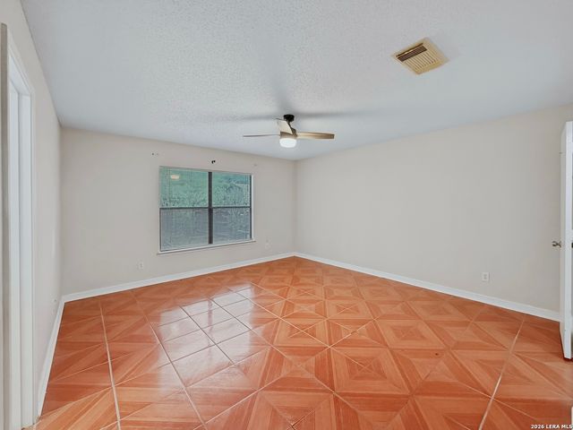 10311 Fork Creek, San Antonio, TX 78245