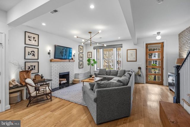 5711 COLORADO AVE NW, Washington, DC 20011