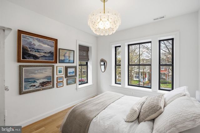 5711 COLORADO AVE NW, Washington, DC 20011