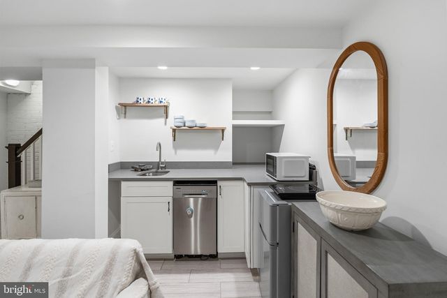 5711 COLORADO AVE NW, Washington, DC 20011