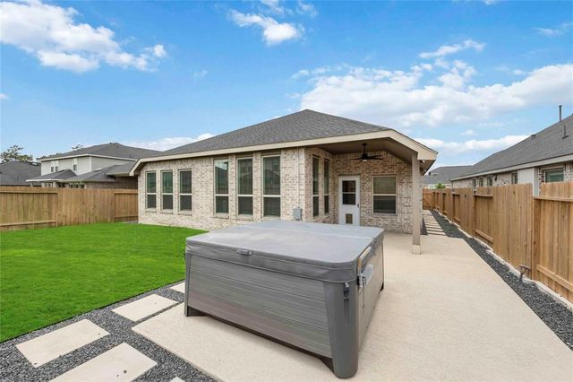 3677 Pinewood Bend Lane, Spring, TX 77386