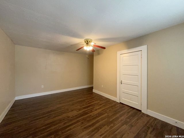 413 E Courtland Pl Unit 4, San Antonio, TX 78212
