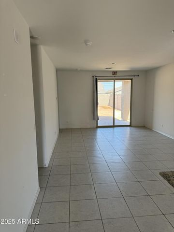 10830 W MARGUERITE Avenue, Tolleson, AZ 85353