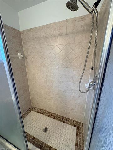 8079 Pacific Beach DR, Fort Myers, FL 33996