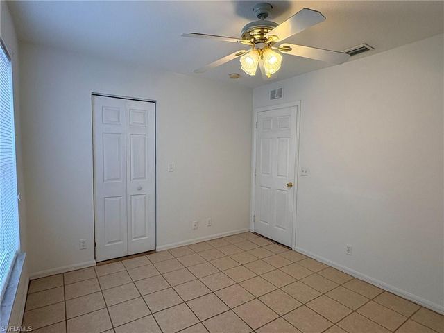 8079 Pacific Beach DR, Fort Myers, FL 33996