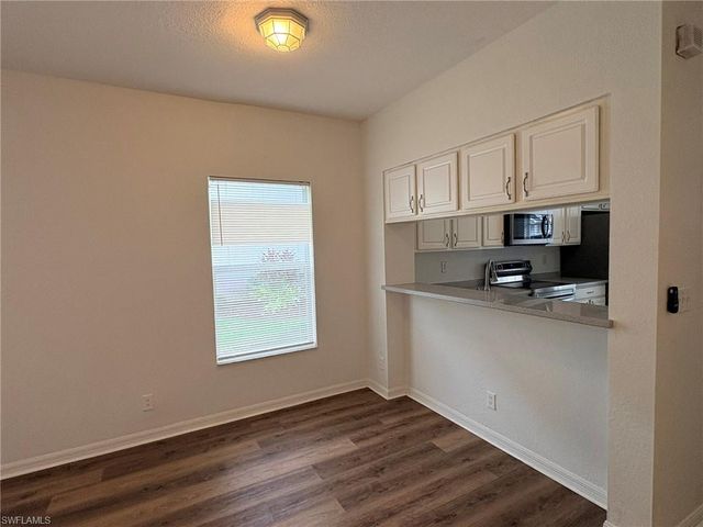 8079 Pacific Beach DR, Fort Myers, FL 33996
