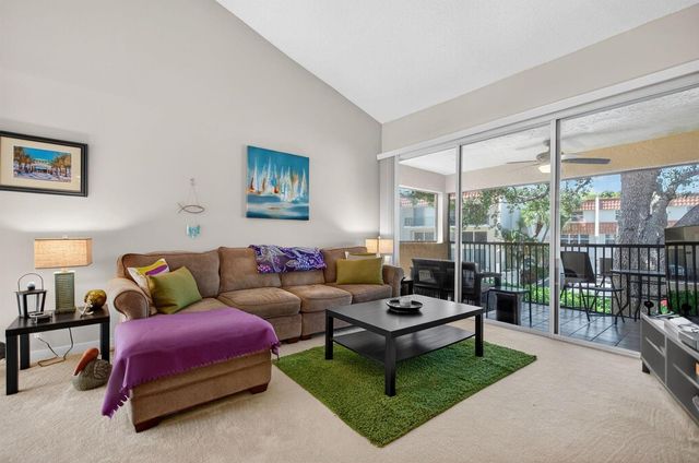 2121 S Ocean Boulevard 506, Lauderdale By The Sea, FL 33062