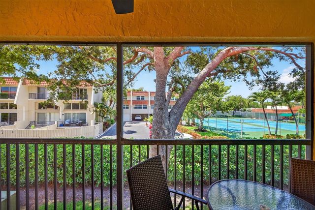2121 S Ocean Boulevard 506, Lauderdale By The Sea, FL 33062
