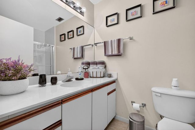 2121 S Ocean Boulevard 506, Lauderdale By The Sea, FL 33062