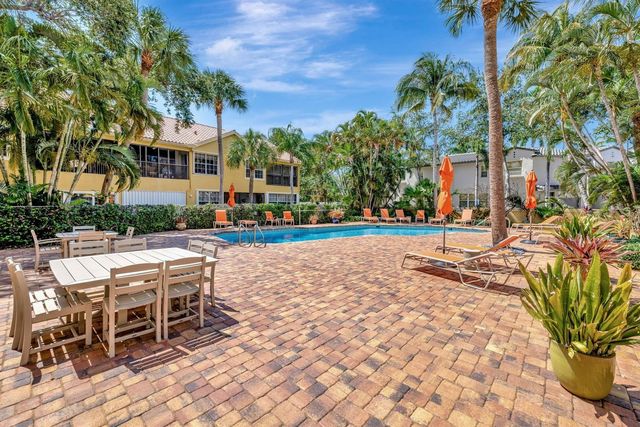 2121 S Ocean Boulevard 506, Lauderdale By The Sea, FL 33062