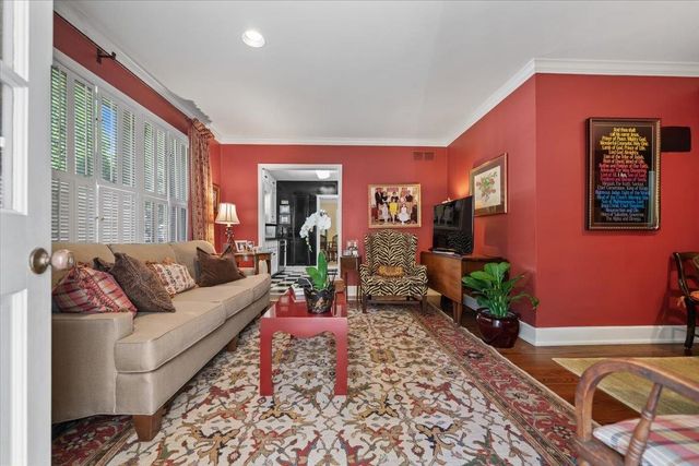 410 HOLMES CIR, Memphis, TN 38111