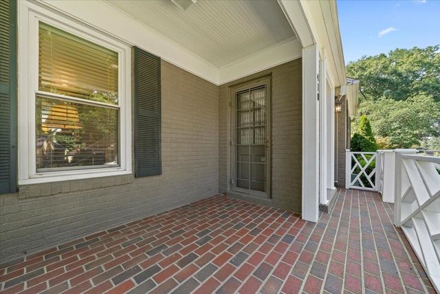 410 HOLMES CIR, Memphis, TN 38111