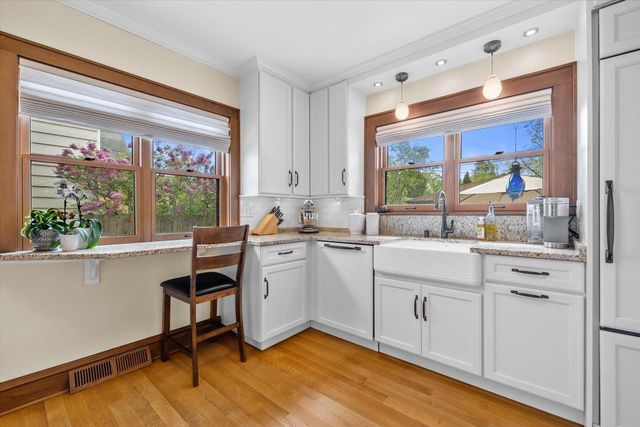 4971 Idlewild AVENUE, Whitefish Bay, WI 53217