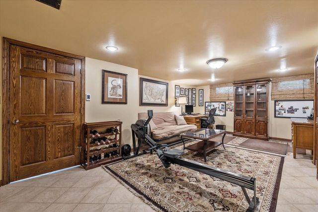 4971 Idlewild AVENUE, Whitefish Bay, WI 53217