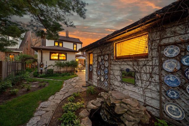 4971 Idlewild AVENUE, Whitefish Bay, WI 53217
