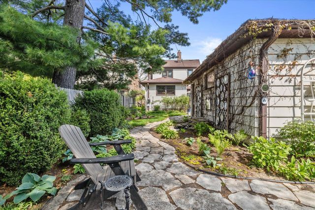 4971 Idlewild AVENUE, Whitefish Bay, WI 53217