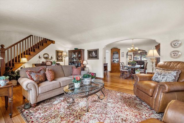 4971 Idlewild AVENUE, Whitefish Bay, WI 53217