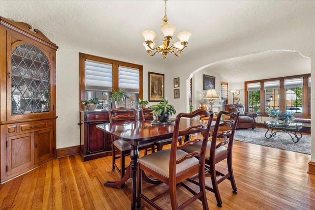 4971 Idlewild AVENUE, Whitefish Bay, WI 53217