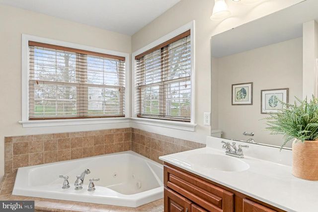 61 GENTLE DR, East Earl, PA 17519