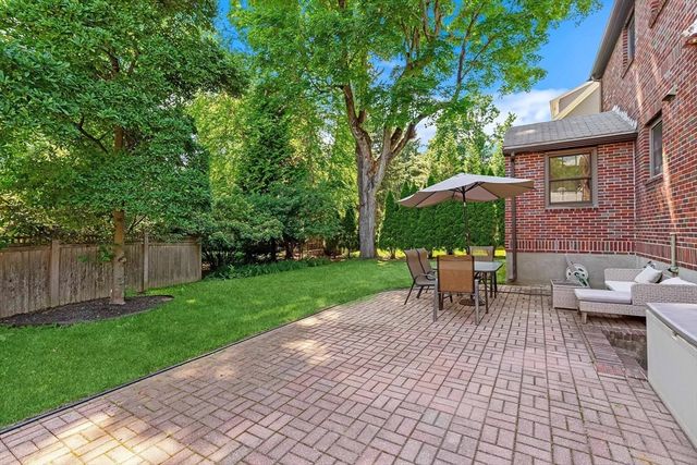 55 Forest Ave, Newton, MA 02465