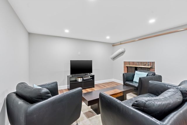 55 Forest Ave, Newton, MA 02465