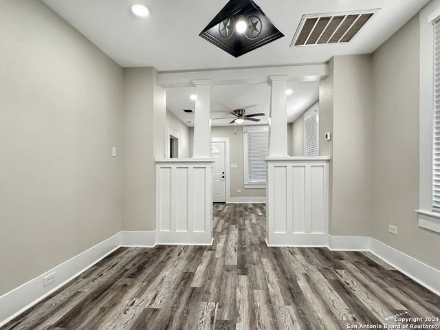 147 saint francis, San Antonio, TX 78204