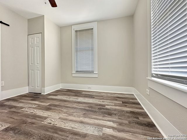 147 saint francis, San Antonio, TX 78204