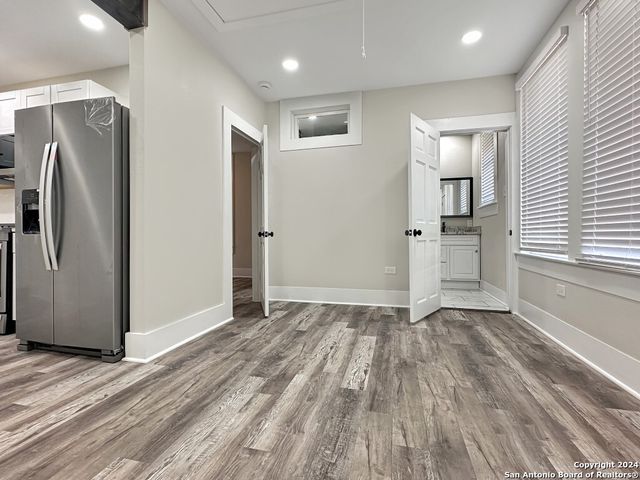 147 saint francis, San Antonio, TX 78204