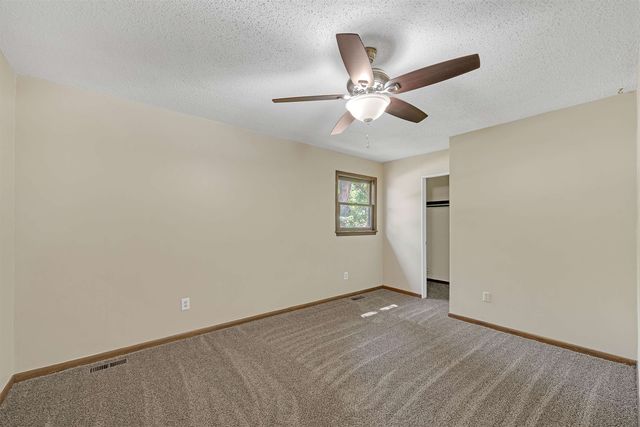 1671 N Maybelle St, Wichita, KS 67212