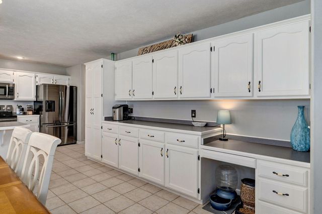 4435 W Westwood Drive, Battlefield, MO 65619