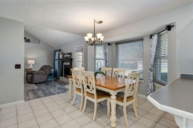 4435 W Westwood Drive, Battlefield, MO 65619