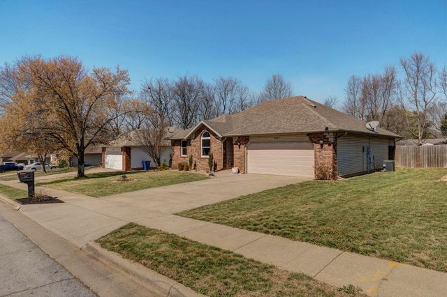 4435 W Westwood Drive, Battlefield, MO 65619