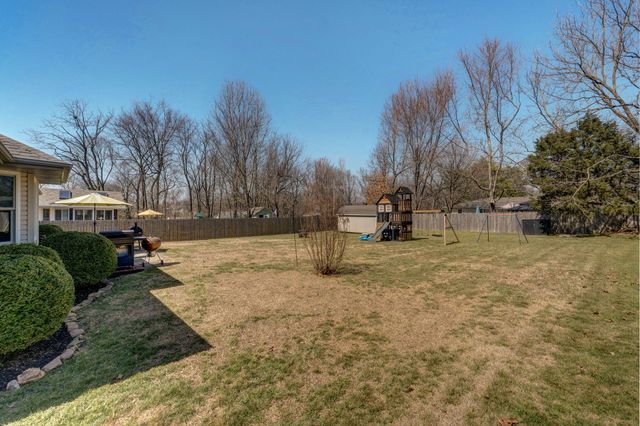 4435 W Westwood Drive, Battlefield, MO 65619