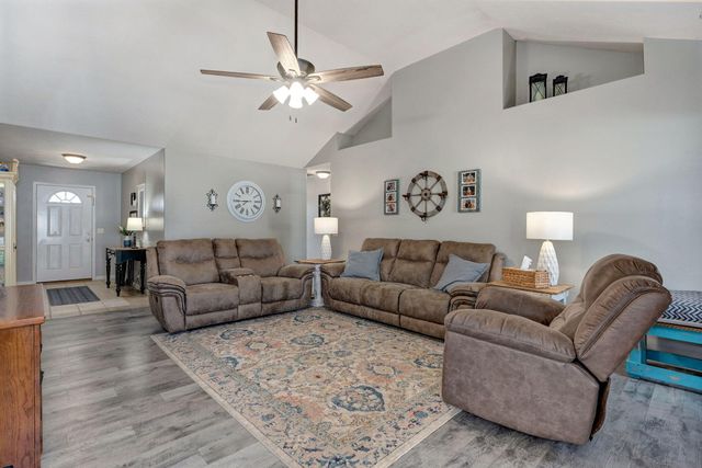 4435 W Westwood Drive, Battlefield, MO 65619