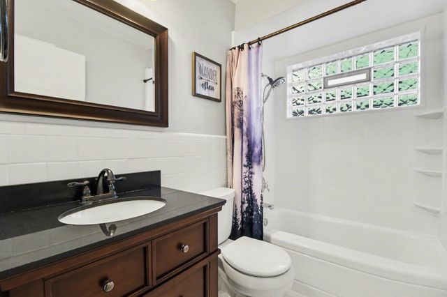 1015 Englewood Avenue, Royal Oak City, MI 48073